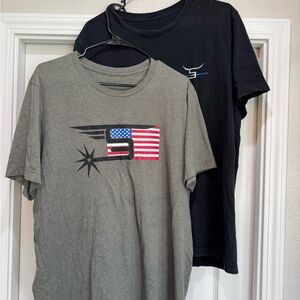 Gray Graphic Tee with American Flag Design